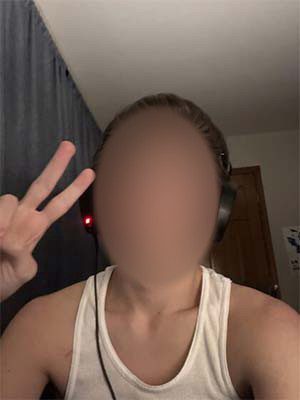 Dominanter Master sucht Sex unter der Dusche in Korschenbroich