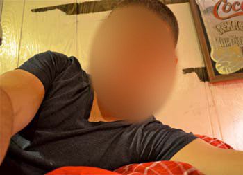 Gay Paar sucht Mann für Socken- und Sneakerfetisch in Löbau