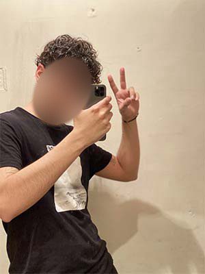 Junger Kerl sucht älteren Mann für Sex im Auto Büren