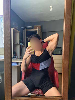 Kerl im Anzug sucht One Night Stand in Sangerhausen