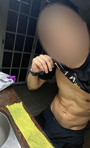 Neugieriger Hetero Torsten sucht Morgensex in Bad Homburg v. d. Höhe